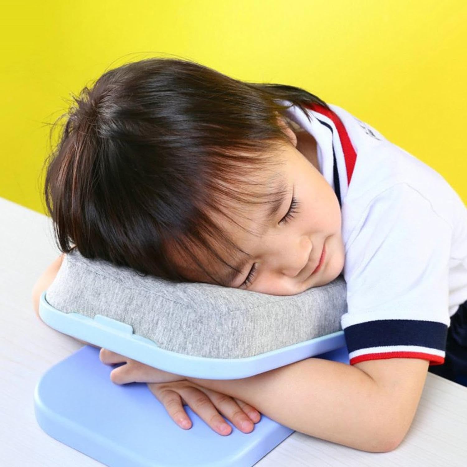 Foldable Soft Nap Doughnut Pillow – Slow-Rebound, Portable Head Cushion for Kids & Office Foldable Soft Nap Doughnut Pillow – Slow-Rebound, Portable Head Cushion for Kids & Office